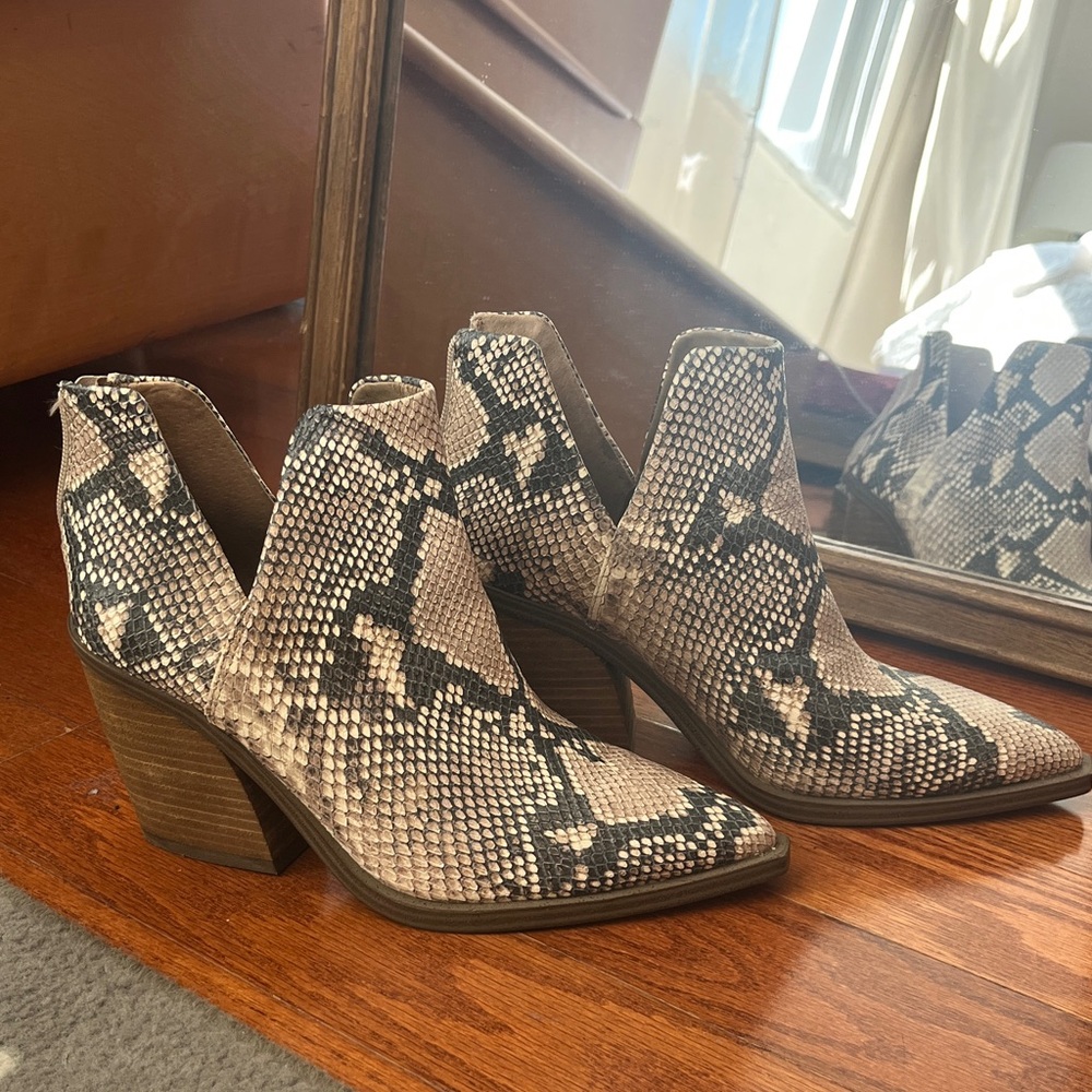 Vince Camuto Snakeskin Leather Ankle Boots